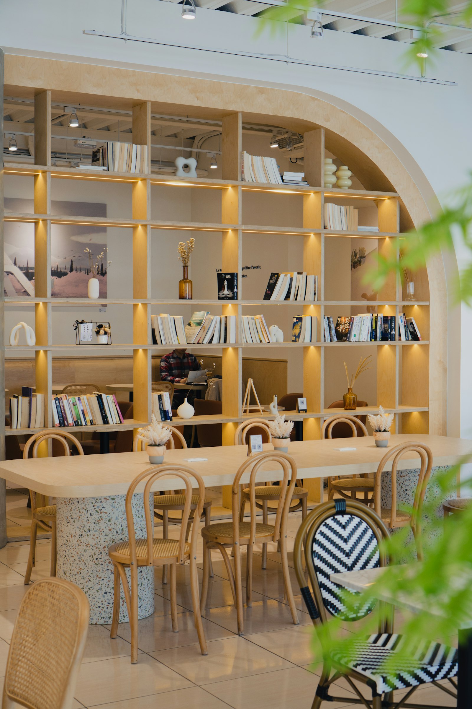 Inside Cinder & Oat
